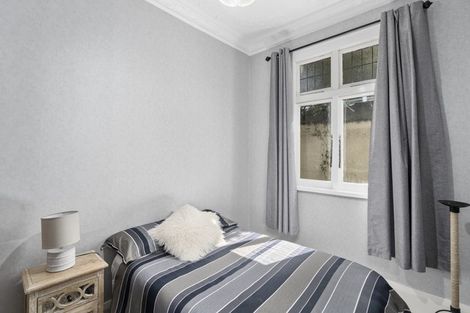 Photo of property in 366 Devon Street West, Lynmouth, New Plymouth, 4310