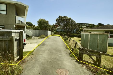 Photo of property in 61 Pikarere Street, Titahi Bay, Porirua, 5022