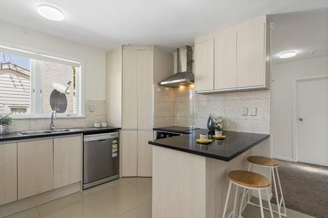 Photo of property in 69 Russell Road, Manurewa, Auckland, 2102