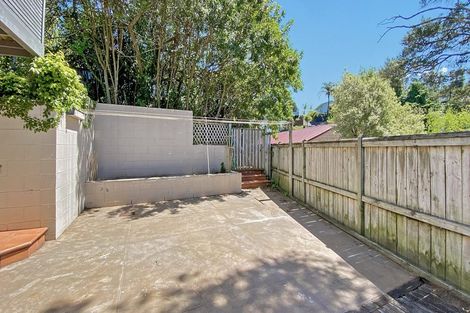 Photo of property in 1/86 Oaktree Avenue, Browns Bay, Auckland, 0630