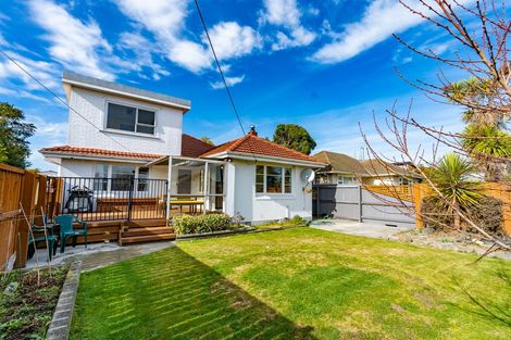 Photo of property in 106 Gilberthorpes Road, Hei Hei, Christchurch, 8042