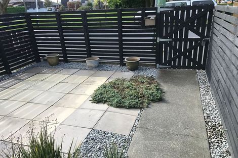 Photo of property in 2/14 Church Square, Addington, Christchurch, 8024