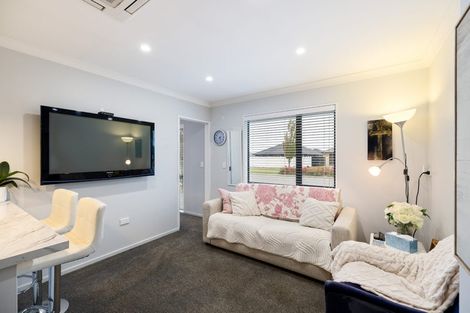 Photo of property in 109 Shillingford Boulevard, Rolleston, 7615