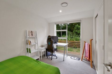 Photo of property in 16 Atutahi Street, Hurdon, New Plymouth, 4310