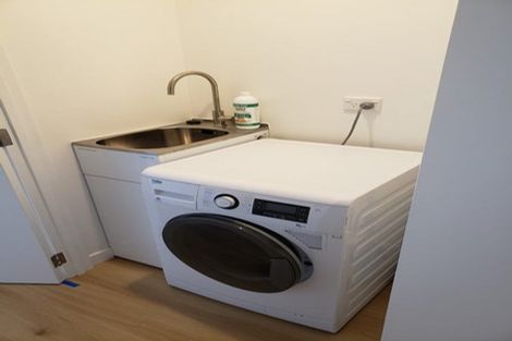 Photo of property in 361 Marine Parade, New Brighton, Christchurch, 8061