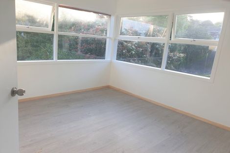 Photo of property in 60 Lynden Avenue, Hillcrest, Auckland, 0627