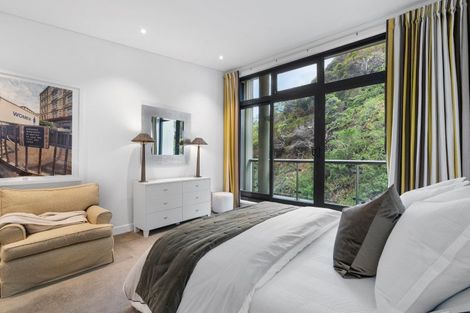 Photo of property in Bay Point Apartments, 6b/172 Oriental Parade, Oriental Bay, Wellington, 6011
