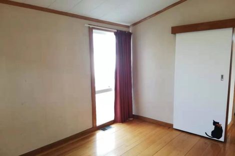 Photo of property in 231 Te Atatu Road, Te Atatu South, Auckland, 0610