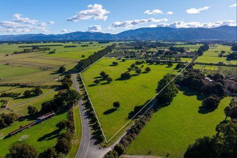 Photo of property in 151 Humphries Street, Woodside, Greytown, 5794