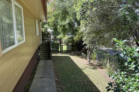 Photo of property in 15 Pisces Road, Glen Eden, Auckland, 0602