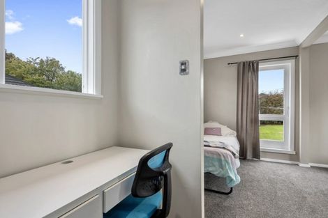 Photo of property in 13 Argyle Grove, Trentham, Upper Hutt, 5018