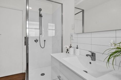 Photo of property in 3a Waimea Street, Westown, New Plymouth, 4310