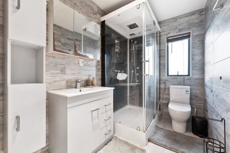 Photo of property in 123b Colwill Road, Massey, Auckland, 0614