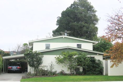 Photo of property in 2 Bowling Road, Greenmeadows, Napier, 4112