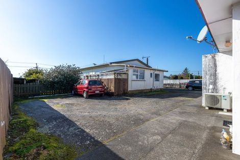Photo of property in 242c Huatoki Street, Upper Vogeltown, New Plymouth, 4310