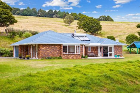 Photo of property in 5150a Kaipara Coast Highway, Wellsford, 0972