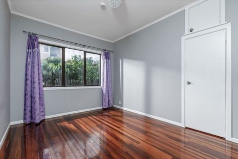 Photo of property in 1/36 Quebec Road, Milford, Auckland, 0620
