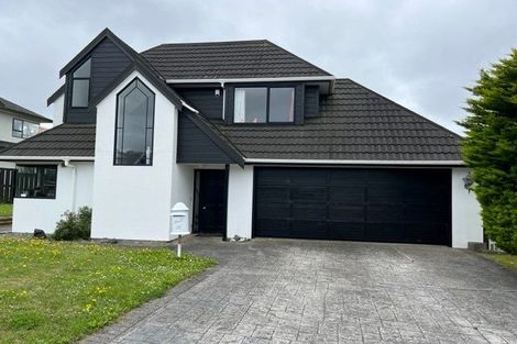 Photo of property in 24 Ashton Fitchett Drive, Brooklyn, Wellington, 6021