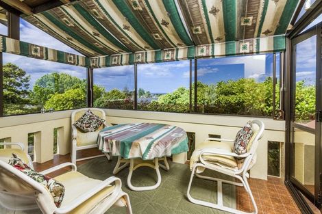 Photo of property in 24 Coronation Road, Hillcrest, Auckland, 0627