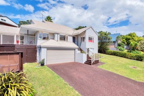 Photo of property in 50 Crestview Place, Browns Bay, Auckland, 0630