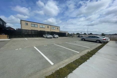 Photo of property in 25 Erina Road, Wiri, 2104