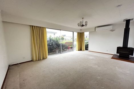 Photo of property in 29 Knightsbridge Drive, Forrest Hill, Auckland, 0620