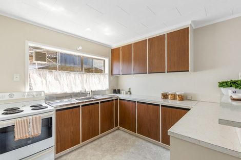 Photo of property in 6b Kapui Place, Waitara, 4320