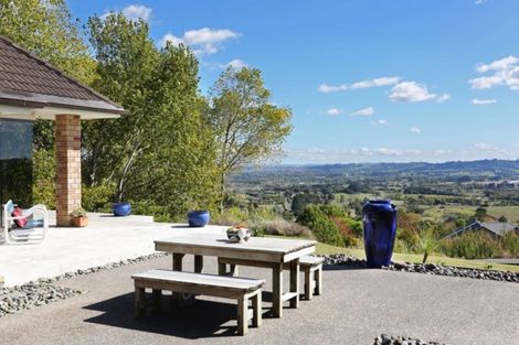 Photo of property in 96 Awanui Rise, Papakura, 2582