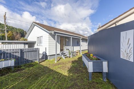 Photo of property in 5 Ruahine Street, Paraparaumu, 5032