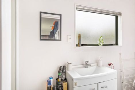 Photo of property in 6 Carbine Place, Sockburn, Christchurch, 8042