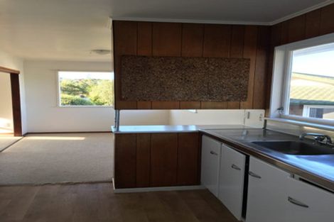 Photo of property in 16 Linley Place, Hillcrest, Auckland, 0627