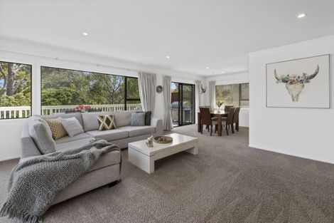 Photo of property in 2/60 Killarney Avenue, Torbay, Auckland, 0630