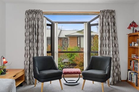 Photo of property in 1/8 Torvill And Dean Lane, Cashmere, Christchurch, 8022