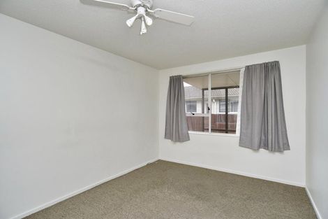 Photo of property in 1/3 James Condon Place, Redwood, Christchurch, 8051