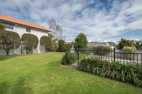 Photo of property in 6/102 Greenhithe Road, Greenhithe, Auckland, 0632