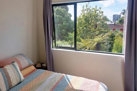 Photo of property in 8/10 Rimu Street, New Lynn, Auckland, 0600