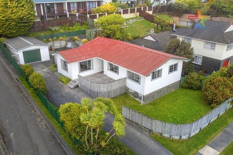 Photo of property in 15 Mossburn Grove, Kelson, Lower Hutt, 5010