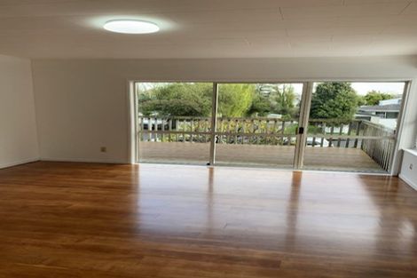 Photo of property in 50 Hellyers Street, Birkdale, Auckland, 0626