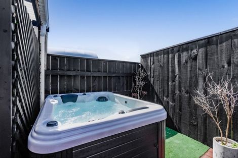 Photo of property in 3 Maralyn Place, Bell Block, New Plymouth, 4312