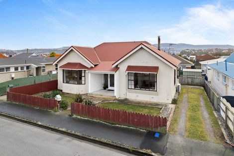 Photo of property in 40 Victoria Road, Saint Kilda, Dunedin, 9012