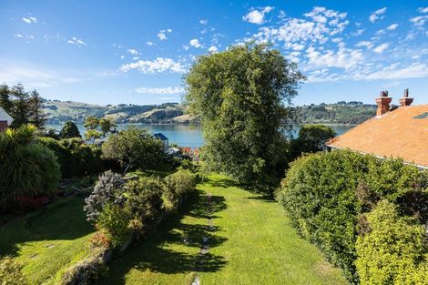 Photo of property in 16 Adderley Terrace, Ravensbourne, Dunedin, 9022