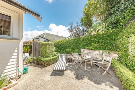 Photo of property in 38 Hipango Terrace, Durie Hill, Whanganui, 4500