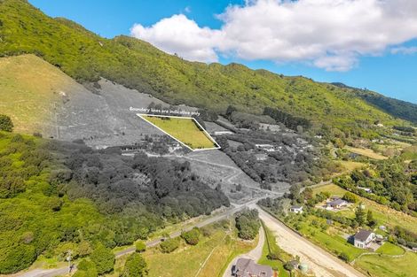 Photo of property in 251 Huia Street, Waikanae, 5391