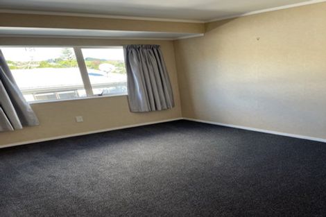 Photo of property in 7b Portland Street, Welcome Bay, Tauranga, 3112