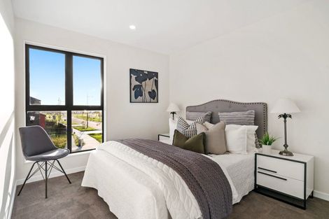 Photo of property in 1 Dorset Down Drive, Karaka, 2580