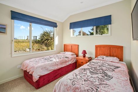 Photo of property in 120 Totara View Road, Wakefield, 7095