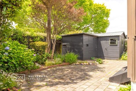 Photo of property in 1 Bathurst Street, Silverstream, Upper Hutt, 5019