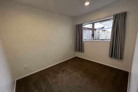 Photo of property in 2/152 Manuka Road, Bayview, Auckland, 0629