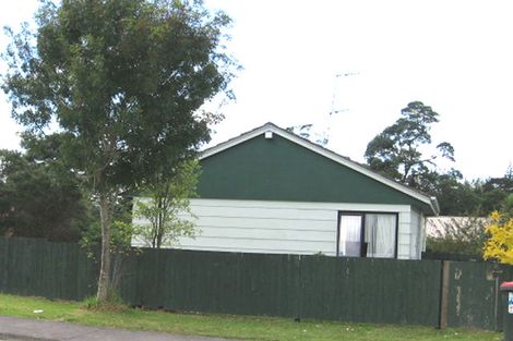 Photo of property in 57 Holmes Drive South, Massey, Auckland, 0614