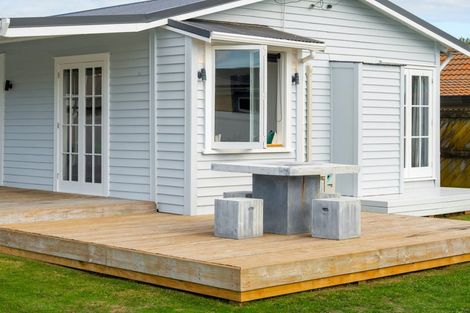 Photo of property in 30 Storey Avenue, Forest Lake, Hamilton, 3200